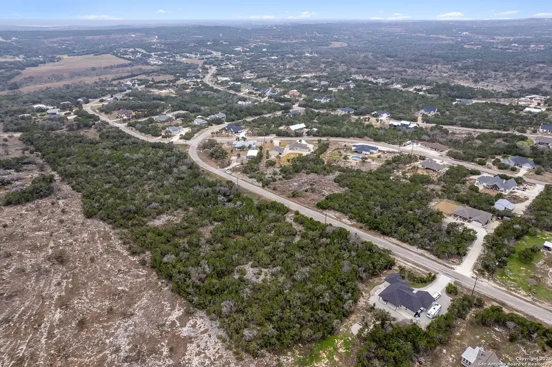 Aerial view over the Canyon Lake area
